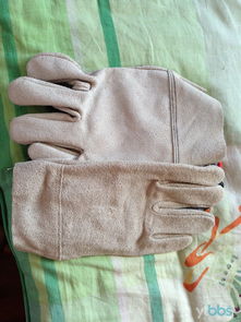 勞保用品轉(zhuǎn)讓 低價(jià)處理，安全守護(hù)再出發(fā)